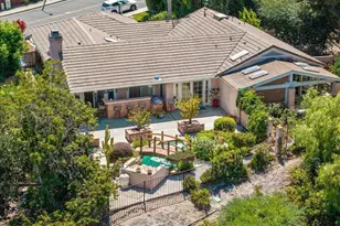 878 Rivertree Dr, Oceanside, CA 92058 - Photo 2