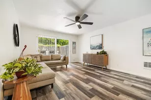 1645 Emerald, San Diego, CA 92109 - Photo 10
