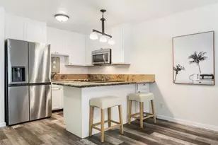 1645 Emerald, San Diego, CA 92109 - Photo 12