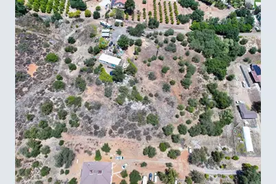 29348 Mac Tan Rd, Valley Center, CA 92082 - Photo 2