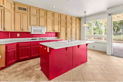 31299 Canterbury Court, Temecula, CA 92591 - Photo 6