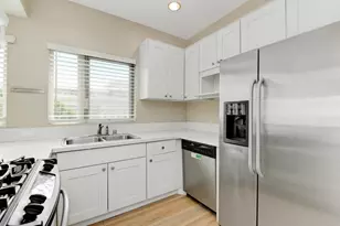 450 J St, San Diego, CA 92101 - Photo 2