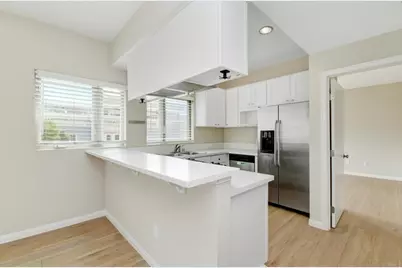 450 J St #4131, San Diego, CA 92101 - Photo 4