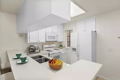4639 Executive Drive #55, San Diego, CA 92121 - Photo 2