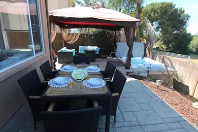 445 Poets Square, Fallbrook, CA 92028 - Photo 18
