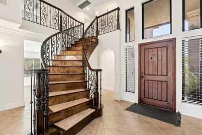 3555 Simsbury Ct, Carlsbad, CA 92010 - Photo 6
