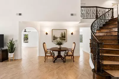 3555 Simsbury Ct, Carlsbad, CA 92010 - Photo 8