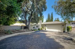 1143 Cypress Dr, Vista, CA 92084 - Photo 6
