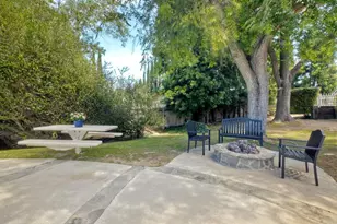1143 Cypress Dr, Vista, CA 92084 - Photo 38