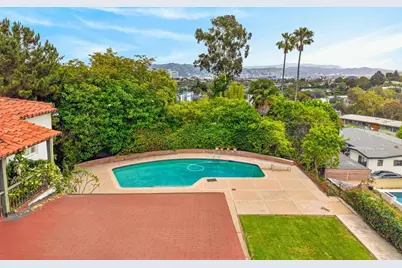 2798 McConnel, County - Los Angeles, CA 90064 - Photo 10