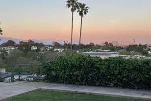 2798 McConnel, County - Los Angeles, CA 90064 - Photo 24