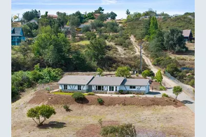 30552 Callejo Feliz Terrace, Valley Center, CA 92082 - Photo 2