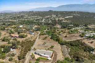 30552 Callejo Feliz Terrace, Valley Center, CA 92082 - Photo 28