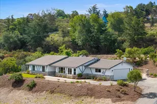 30552 Callejo Feliz Terrace, Valley Center, CA 92082 - Photo 2