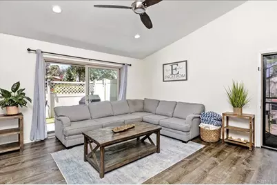 501 Smoketree Glen, Escondido, CA 92026 - Photo 6