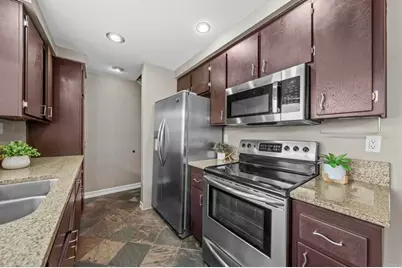 2710 Ariane Drive #3, San Diego, CA 92117 - Photo 18