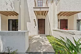 2710 Ariane Dr, San Diego, CA 92117 - Photo 12