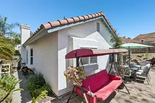 1968 Paseo Del Rey, Vista, CA 92084 - Photo 38