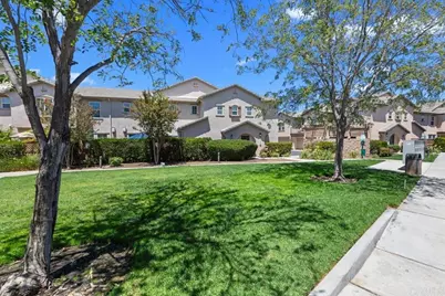31989 Biagio Way, Winchester, CA 92596 - Photo 24