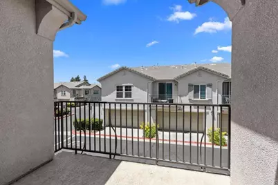 31989 Biagio Way, Winchester, CA 92596 - Photo 16