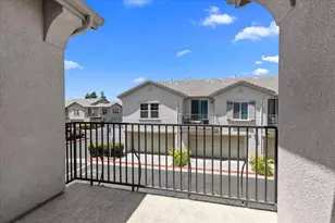 31989 Biagio Way, Winchester, CA 92596 - Photo 16