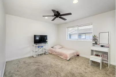 300 Washington Street #B, Vista, CA 92084 - Photo 8