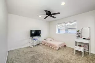 300 Washington St, Vista, CA 92084 - Photo 8