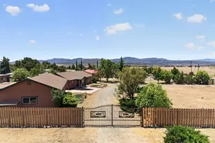 38570 Bahrman Rd, Anza, CA 92539 - Photo 2