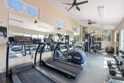5404 Balboa Arms Dr #469, San Diego, CA 92117 - Photo 18