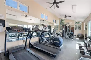 5404 Balboa Arms Dr, San Diego, CA 92117 - Photo 18