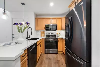 5404 Balboa Arms Dr #469, San Diego, CA 92117 - Photo 4