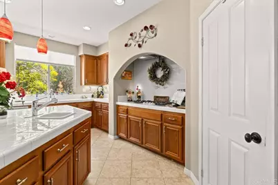 2494 San Clemente Avenue, Vista, CA 92084 - Photo 20