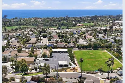 962 Woodgrove Drive, Cardiff by the Sea, CA 92007 - Photo 52