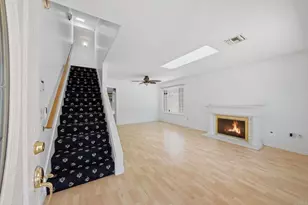962 Woodgrove Dr, Cardiff by the Sea, CA 92007 - Photo 6