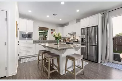 2734 Overlook Point Drive, Escondido, CA 92029 - Photo 14