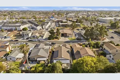 5848 Chateau Drive, San Diego, CA 92117 - Photo 44
