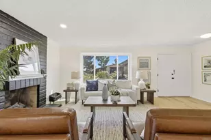 5848 Chateau Dr, San Diego, CA 92117 - Photo 10