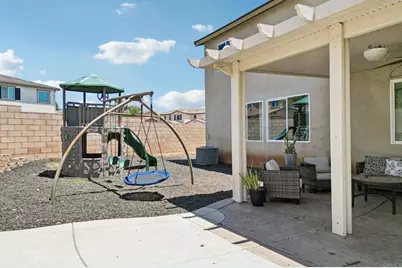 34967 Lava Tree Lane, Winchester, CA 92596 - Photo 14