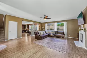 34967 Lava Tree Ln, Winchester, CA 92596 - Photo 4