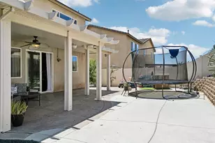 34967 Lava Tree Ln, Winchester, CA 92596 - Photo 12