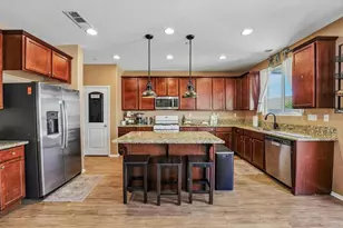34967 Lava Tree Ln, Winchester, CA 92596 - Photo 8