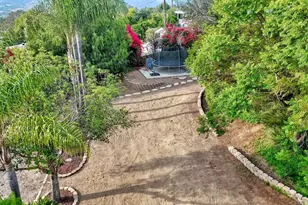 2039 E Mission Rd, Fallbrook, CA 92028 - Photo 40