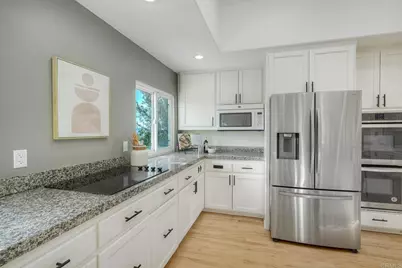 2039 E Mission Road, Fallbrook, CA 92028 - Photo 12