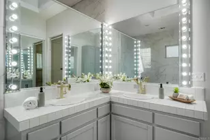 2039 E Mission Rd, Fallbrook, CA 92028 - Photo 22