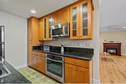 8548 Via Mallorca #E, La Jolla, CA 92037 - Photo 12