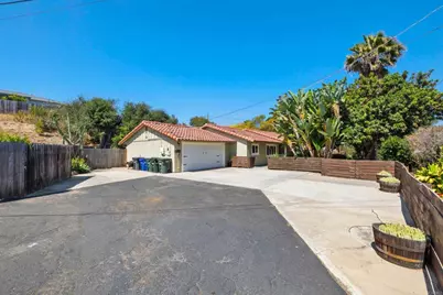 1407 Monte Vista Drive, Vista, CA 92084 - Photo 10
