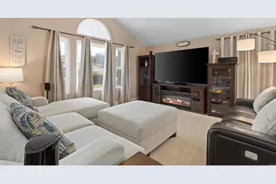 538 Jobe Hill Drive, Vista, CA 92081 - Photo 8