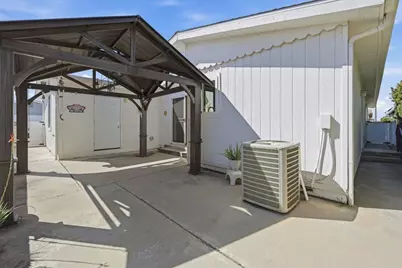 647 Via Costa Rica, Vista, CA 92081 - Photo 28