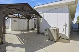 647 Via Costa Rica, Vista, CA 92081 - Photo 28