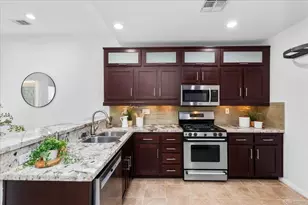 6358 Citracado Cir, Carlsbad, CA 92009 - Photo 18